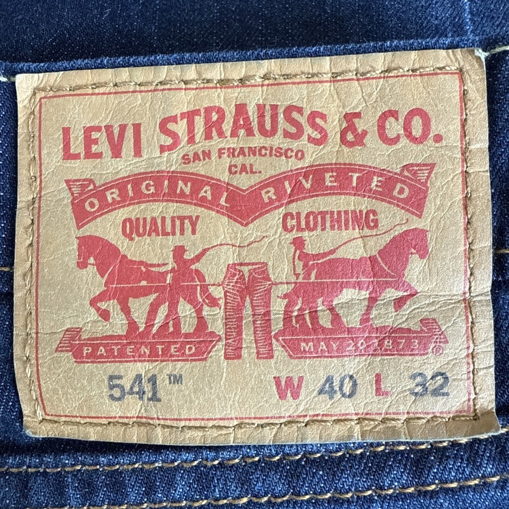 LEVI'S 541 ATHLETIC TAPER STRETCH MEN'S JEANS 40X32 - Picture 5 of 10